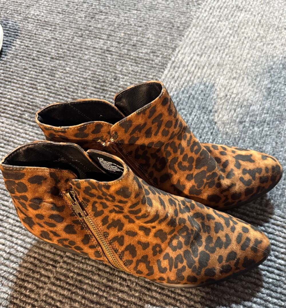 Portland Boot Company Trisha Side Zip Bootie Leopard Print Size 8.5M